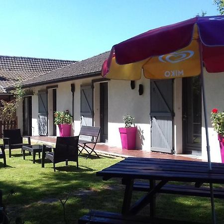 Bed and Breakfast Les Garennes Favières Exteriér fotografie