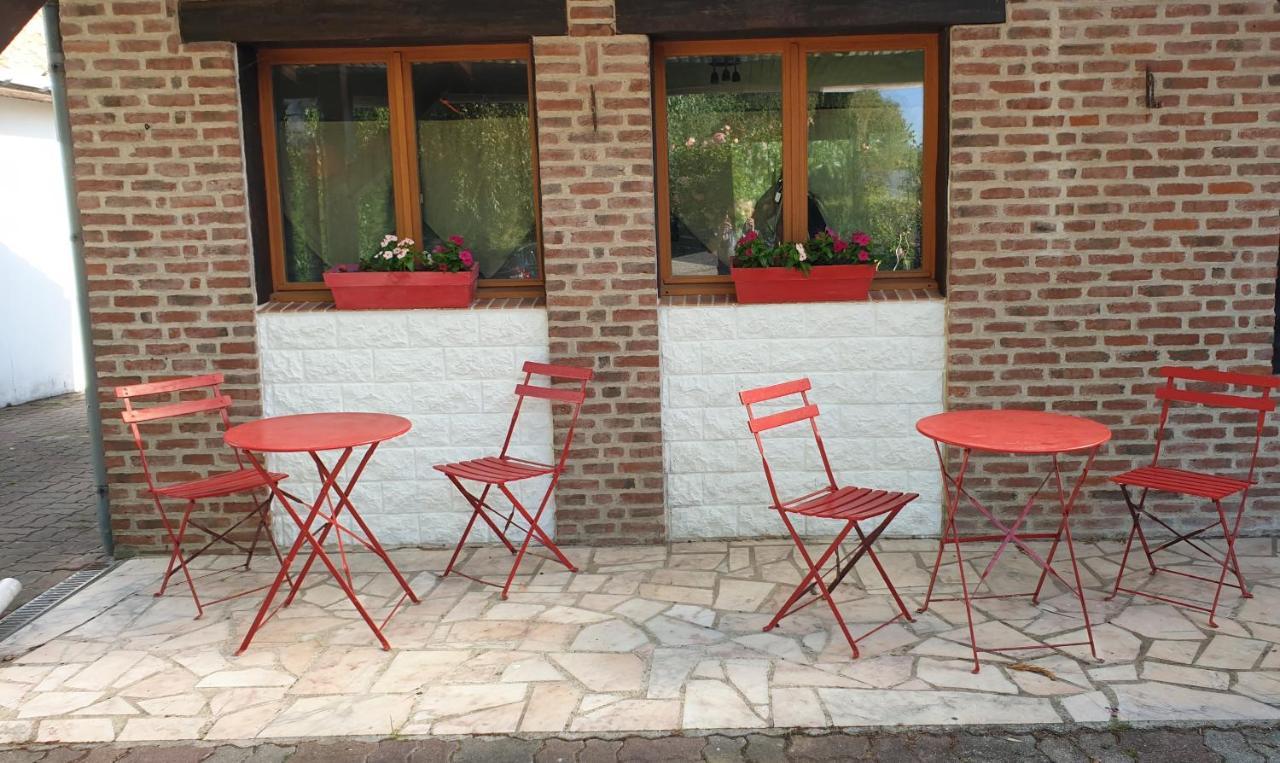Bed and Breakfast Les Garennes Favières Exteriér fotografie